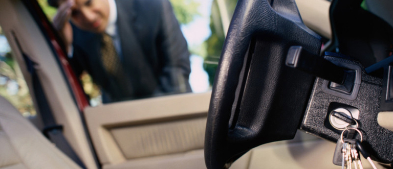 24 hour car locksmith in Corona